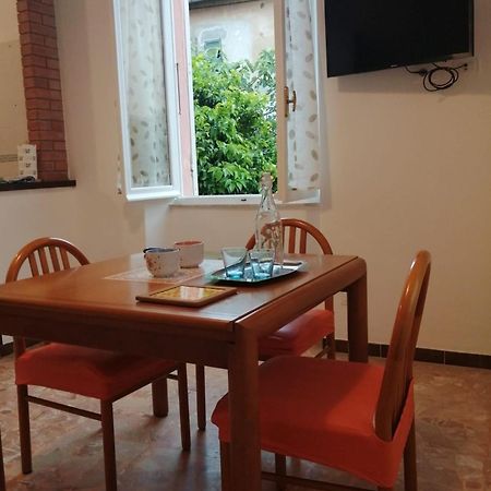 Appartamento Domo Nina La Spezia Esterno foto